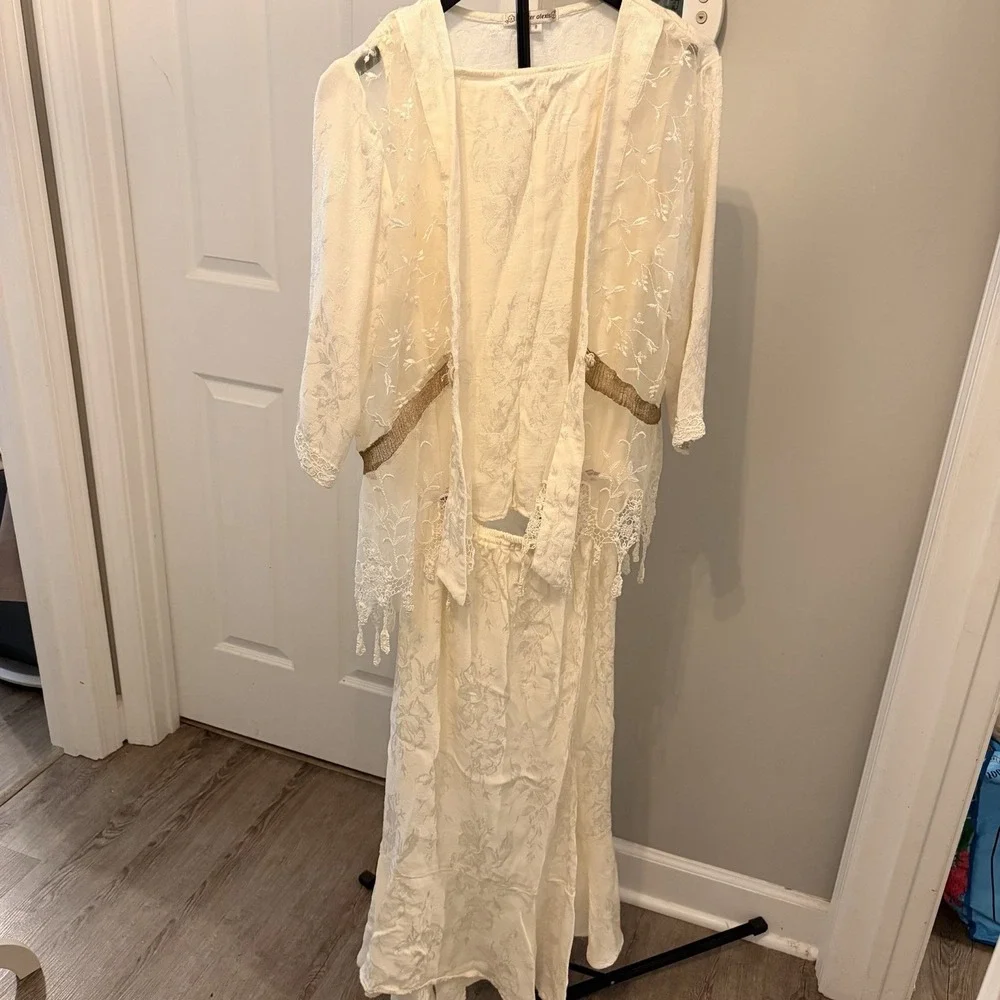 Spencer Alexis Ivory Lace 3 Piece Set Boho Maxi Skirt Tank Cardigan 8 Elegant
